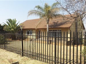 3 Bed House in Krugersdorp North