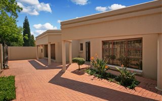 4 Bedroom House in Country View