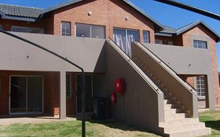 1 Bedroom Apartment in Theresa Park