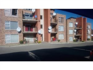 2 Bed Flat in Halfway House
