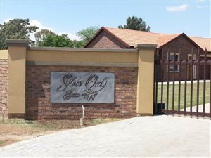 2 Bedroom Townhouse in Riversdale