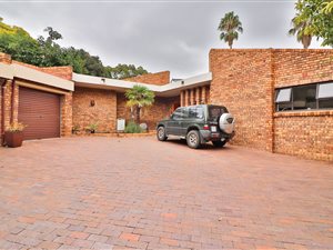 3 Bed House in Lonehill