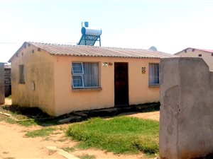 2 Bedroom House in Zwide