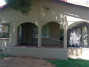 2.3 ha Farm in Hillside AH