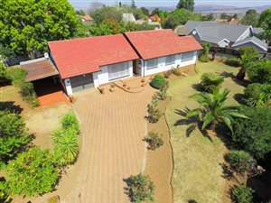 3 Bed House in Brackendowns