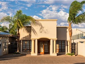 5 Bed House in Oosterville