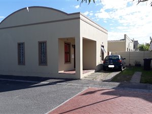 2 Bed Townhouse in Bardale Village