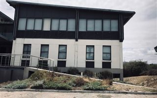 295 m² Commercial space in Montague Gardens