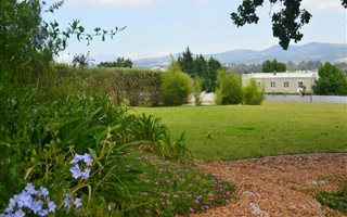 597 m² Land available in Paradyskloof