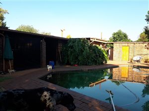 3 Bed House in Edelweiss