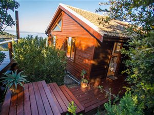 2 Bed House in Ballots Bay