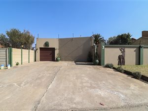 3 Bed House in Minnebron