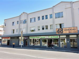 2 Bed Apartment in Three Anchor Bay