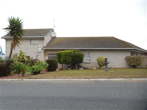 3 Bed House in Langebaan Central