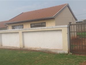 2 Bed House in Vosloorus
