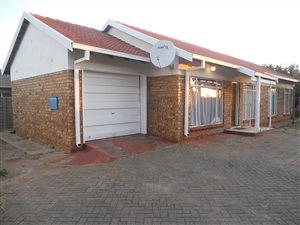 3 Bed House in Randlespark