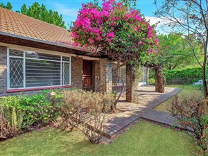 6 Bed House in Bordeaux