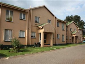 2 Bed Townhouse in Lakefield