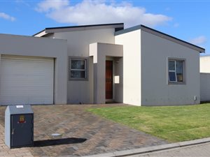 3 Bed House in Vredelust