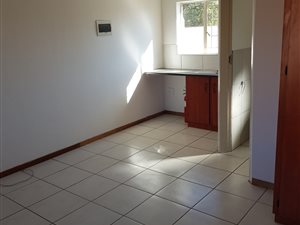 Bachelor apartment in Annadale