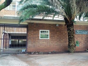 2 Bed Apartment in Parktown