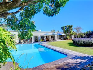 5 Bed House in Heatherlands