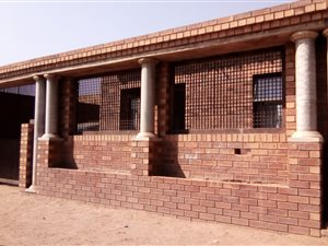 5 Bed House in Ivory Park