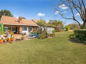 8565 m² Farm in President Park