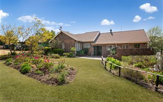 8565 m² Farm in President Park