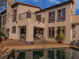 5 Bed House in Olympus AH