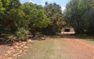 8.7 ha Farm in Rietfontein