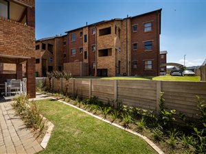 2 Bed Apartment in South Hills
