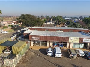 600 m² Office Space in Lindo Park