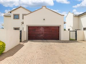 3 Bed Townhouse in Hesteapark