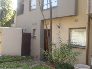 3 Bedroom Duplex in Corlett Gardens