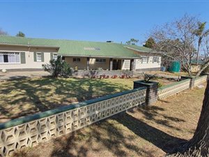 5 Bed House in Dale View