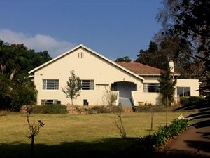 4 Bed House in Clarendon
