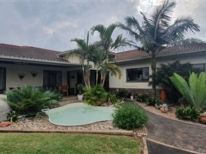 4 Bed House in Cleland