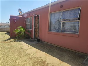 2 Bed Simplex in Naturena