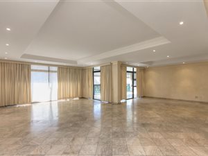 3 Bed Apartment in Houghton Estate
