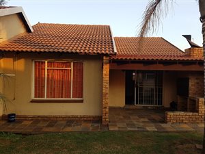 2 Bed Townhouse in Bonaero Park