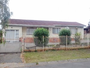 4 Bedroom House in Bisley