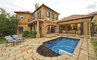 4 Bedroom House in Dainfern Valley