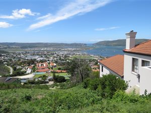 1125 m² Land available in Knysna Heights