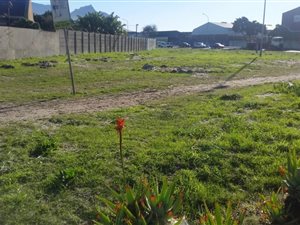 922 m² Land available in Newfields