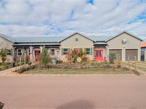 4 Bed House in Tijger Valley and surrounds