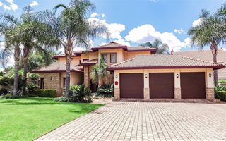 4 Bedroom House in Midstream Estate