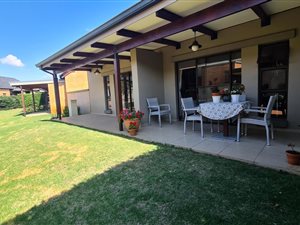 1 Bed Simplex in Retire at Midstream