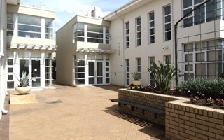 326 m² Office Space in Fourways
