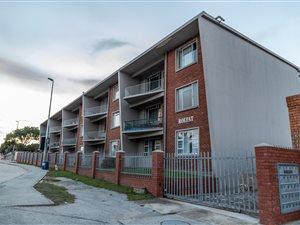 2 Bed Flat in South End